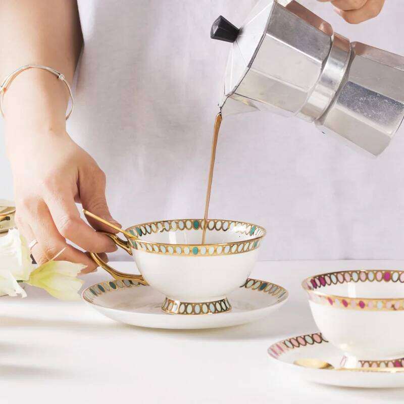 Fine Porcelain Coffee Cups Nordic Style Cup and Saucer Set for Afternoon Tea Outdoor Dining Office Use Versatile Drinking Utensils High Quality Tablew