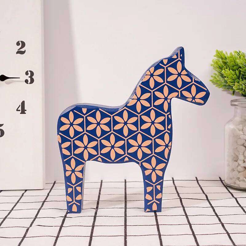 Wooden Decor Horse Figurine Child Toy Gift Crafts Statue Home Desktop Office Interior New House Decoration Ornaments