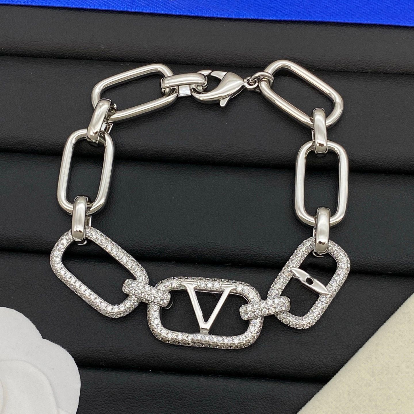 Designer Bracelet Bangle Charm Bracelet Classic Crystal Rhinestone Bracelets Link Designer Women Jewelry Party Gift with box