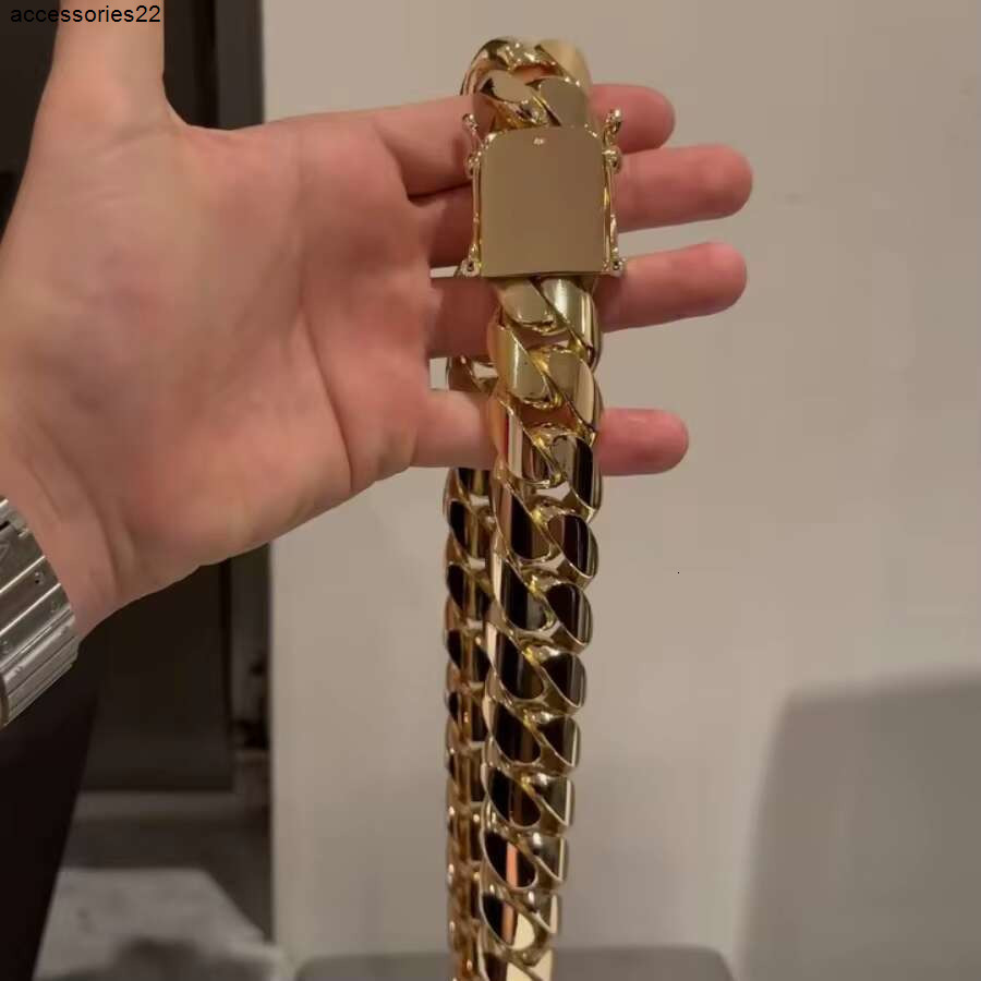 Pendant Necklaces 3… - image