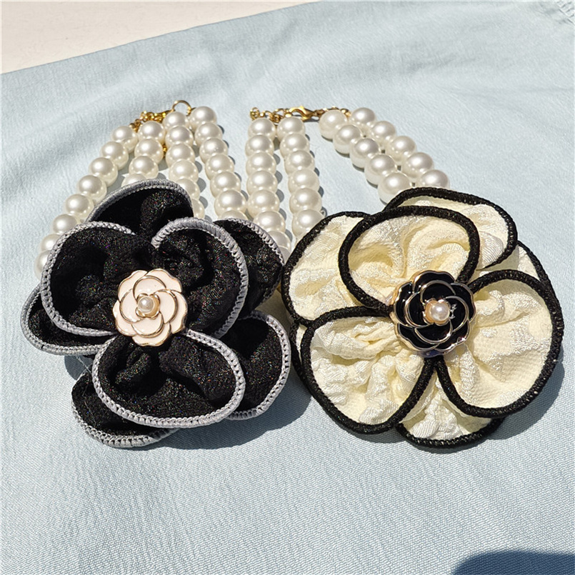 Elegant Small Breed Dog Collar - Floral Bow & Pearl Pendant for Cats Dog Necklace Cat Pearls Collar Girls Dog Accessory