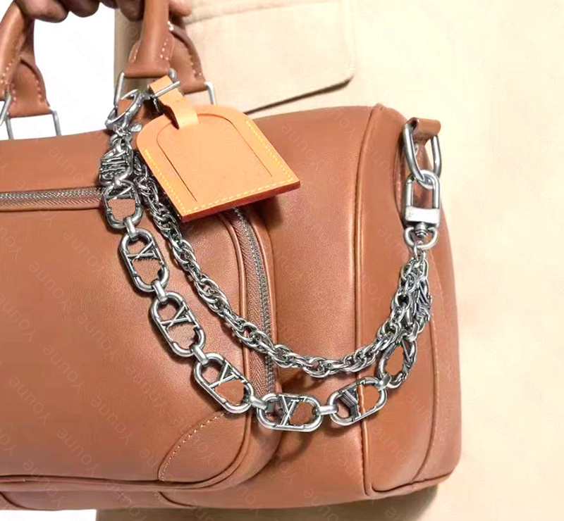 Luxury Keychain Designer Belt Waist Chain Belt Bag Charm Women Dress Plated Gold Silver Metal Chains Ceinture Luxe Waistband Decoration Men Belt Pendant Stylish