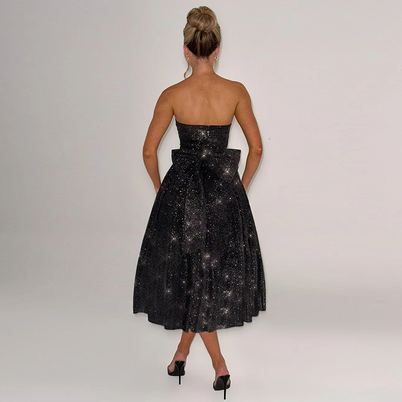 European And American Elegant And Sweet Dress Featuring Sexy Plunging Neckline Open Shoulders Sequin Details And A Tight, Figure-hugging Design For Wo