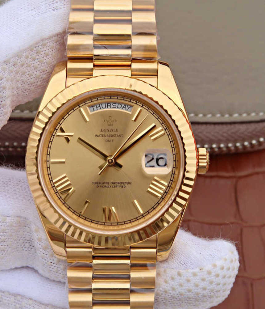 Fashion classic Sunday calendar quartz men's watch - Waterproof wristwatch M251219