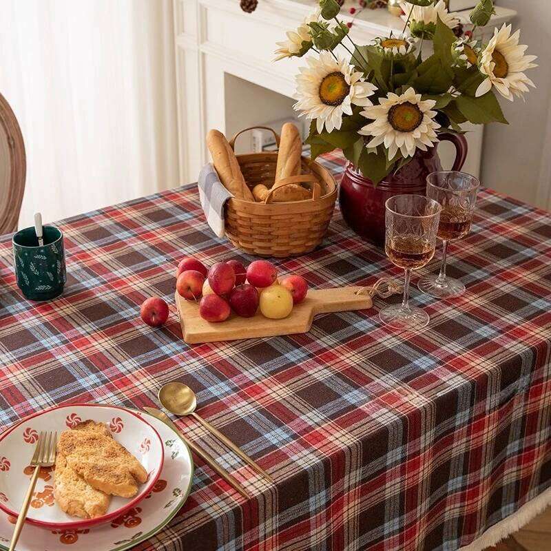American-style Christmas Plaid Tablecloth, Festive Retro Atmosphere Dining Cloth Rectangular Decorative Table Cover