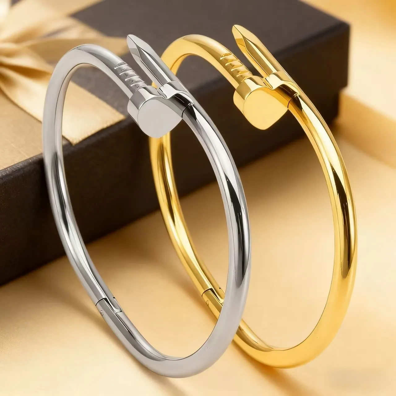 Titanium Steel Nail bracelet 18k Gold Plated Wed bracelet For Women Designer jewelry designer Bracelet Men Silver And Rose luxury Jewelry size 17.19.21