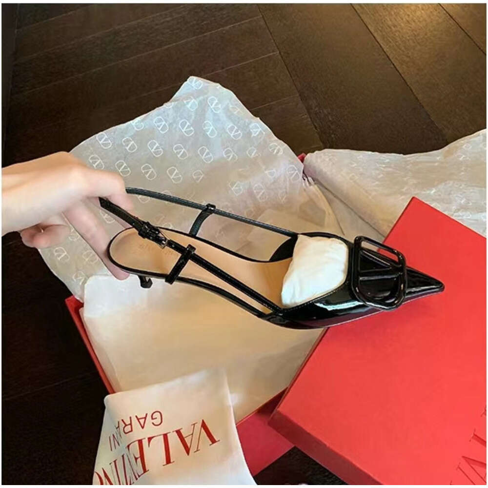 Women's Single Shoes 2026 New Summer Versatile Fashion Pointed Mid Shallow Mouth Closed Toe Stiletto Backless High Heel Sandals