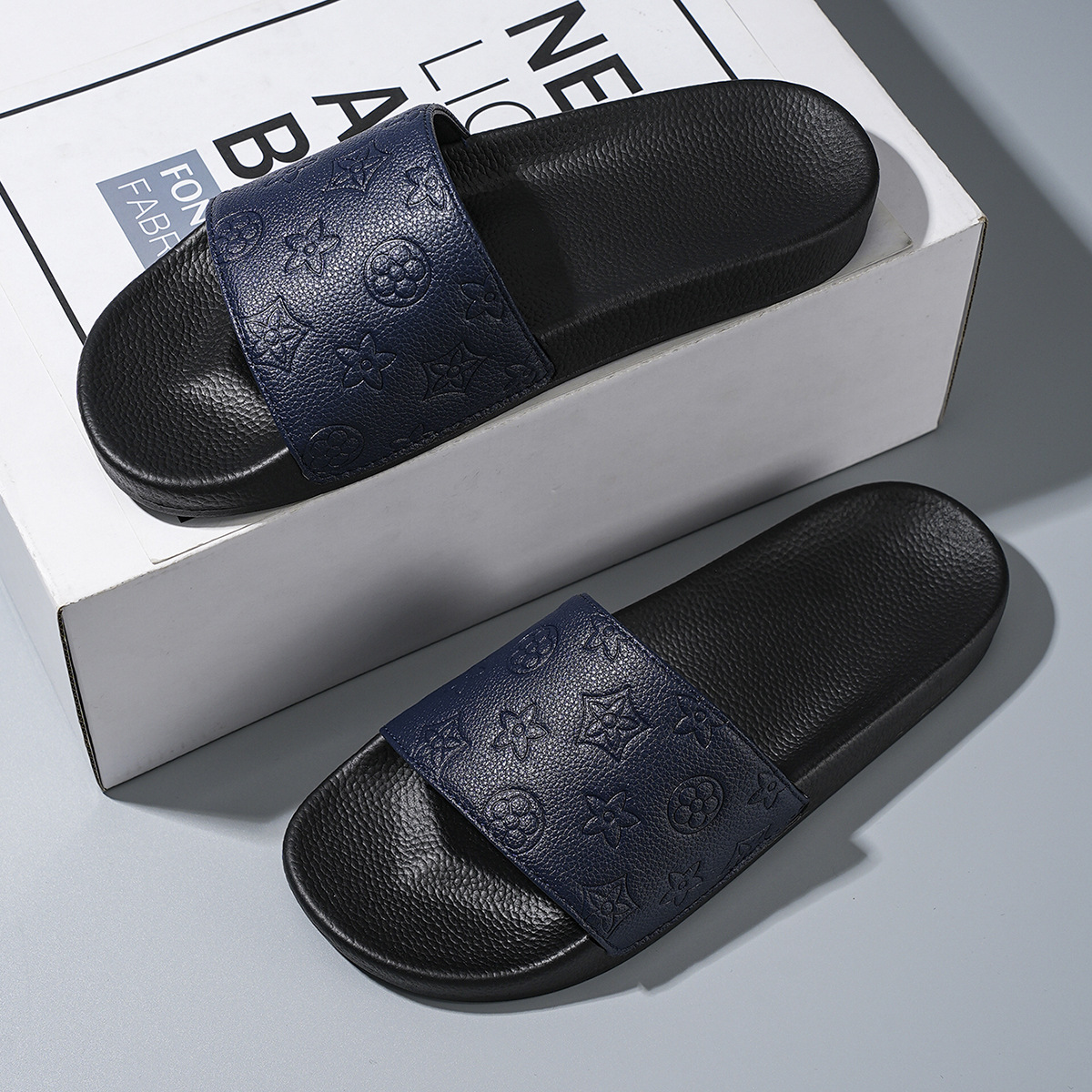 Luxury Design Slippers 2026 Men's Embossed Pattern Slide Sandals - Comfortable Cushioned Sole Footwear for Daily Home & Casual Use Free Shipping
