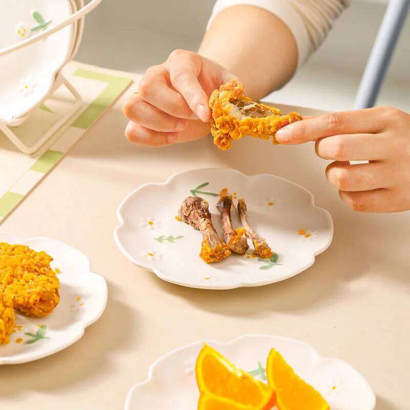 6Inch Flower Ceramic Dinner Kitchen Relief Frosted Plate For Pasta, Bread, Dessert Restaurant Tableware Dish