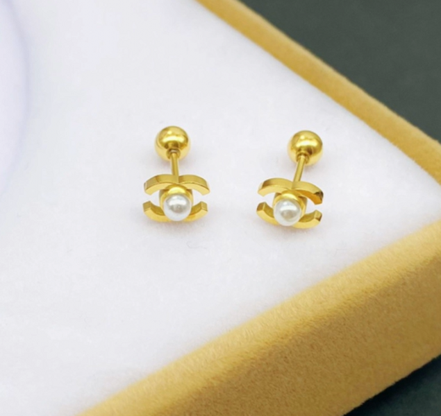 Luxury Mini tiny girl boys designer letter pearl C stud 18K gold silver drop earrings 316L stainless steel woman man jewelry gift daily outfit