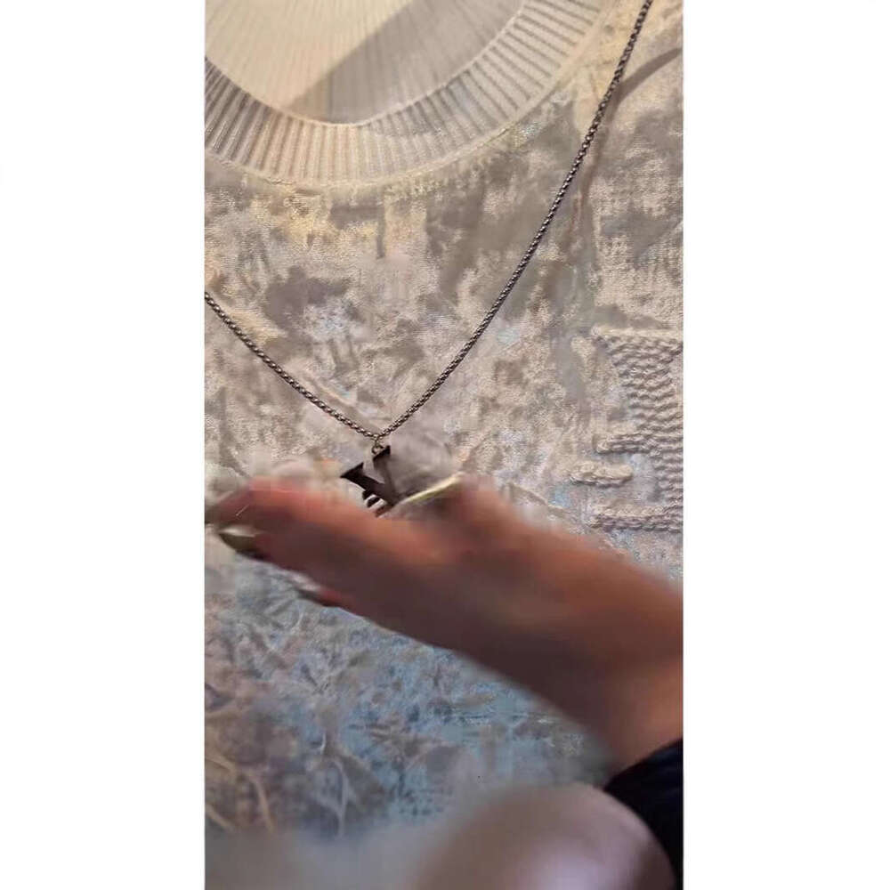 Summer Letter Embroidery Pattern Niche Versatile Comfortable Fashionable Personality Design Stylish Short Sleeve High-End Top