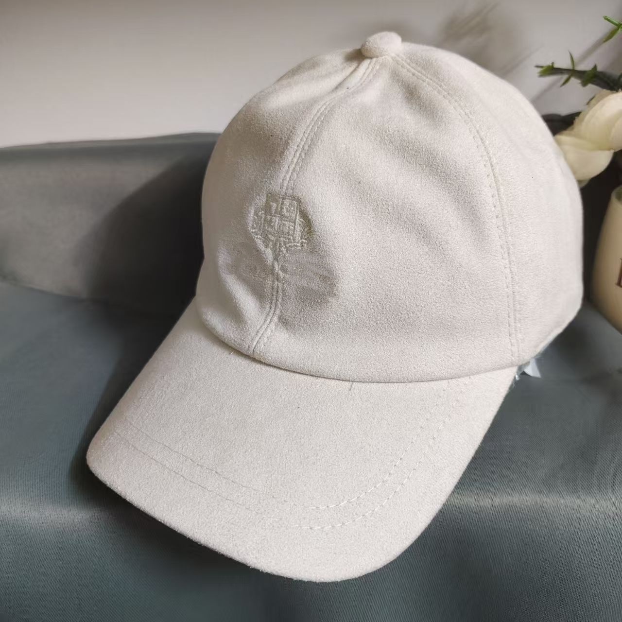 Suede Soft Top Adjustable Baseball Cap for Women 25 Autumn Winter Cute Duckbill Cap Face Slimming Personality Hat 251103