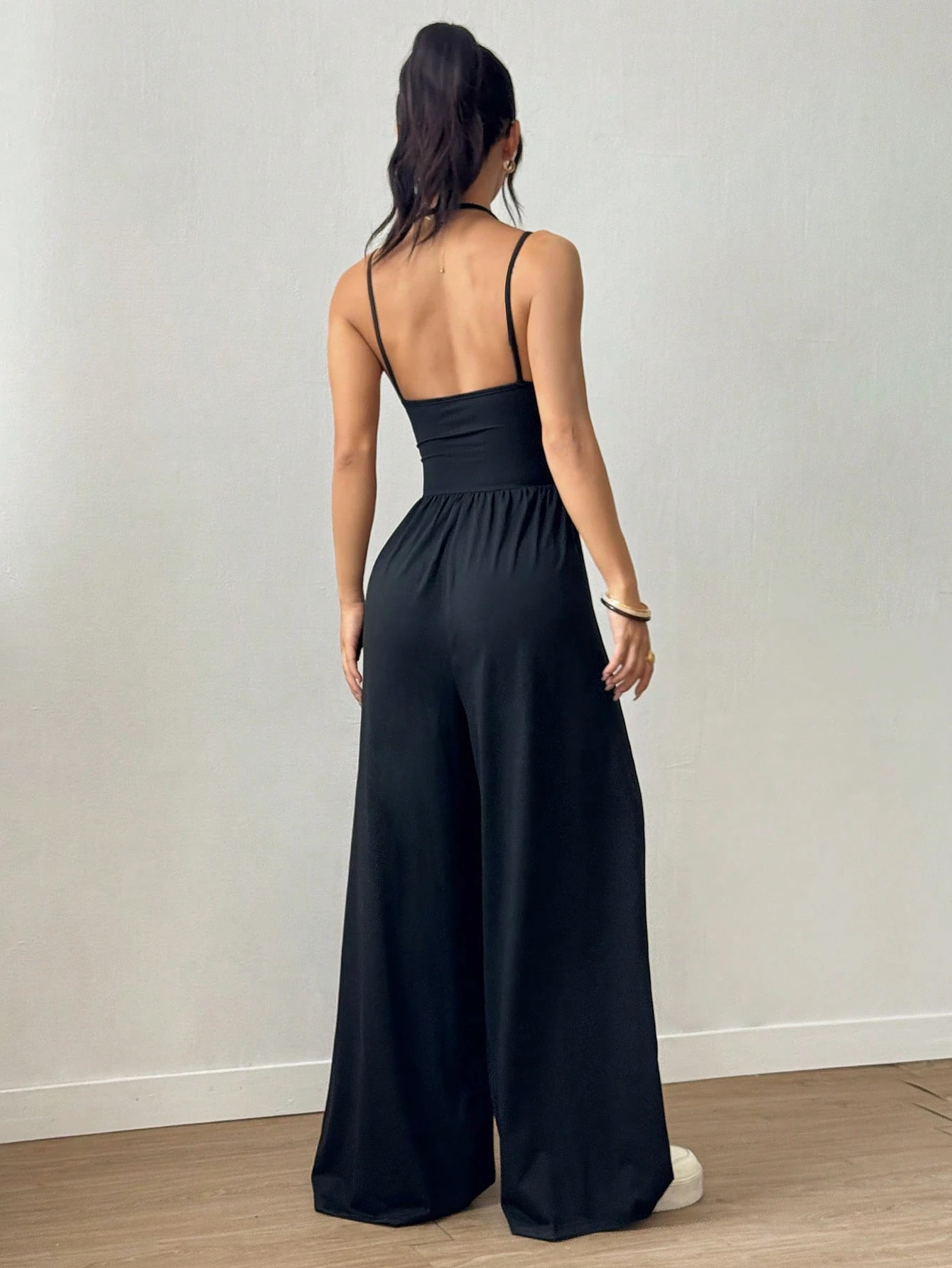 Womens Casual Solid Color Pleating Loose Straight Jumpsuit Aline Backless Halter Neck Slim Cami Streetwear 2025 260114