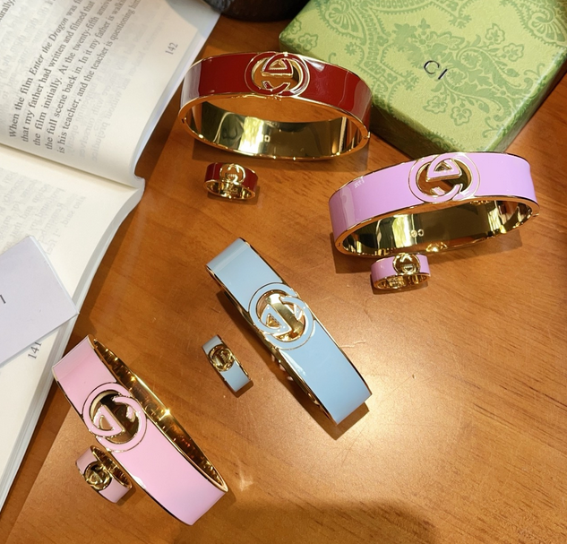 Classic bracelet ring Designer Colorful Enamel Bracelet Ring Set Womens fashion letter-shaped bracelet Gold-plated colored enamel ring High-end sense ring gift