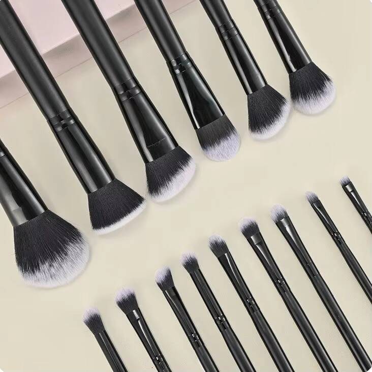 New Style 15pcs Private Label Black Wood Handle Vegan Makeup Brush Set Professional Beauty Tools for Cosmetic Application