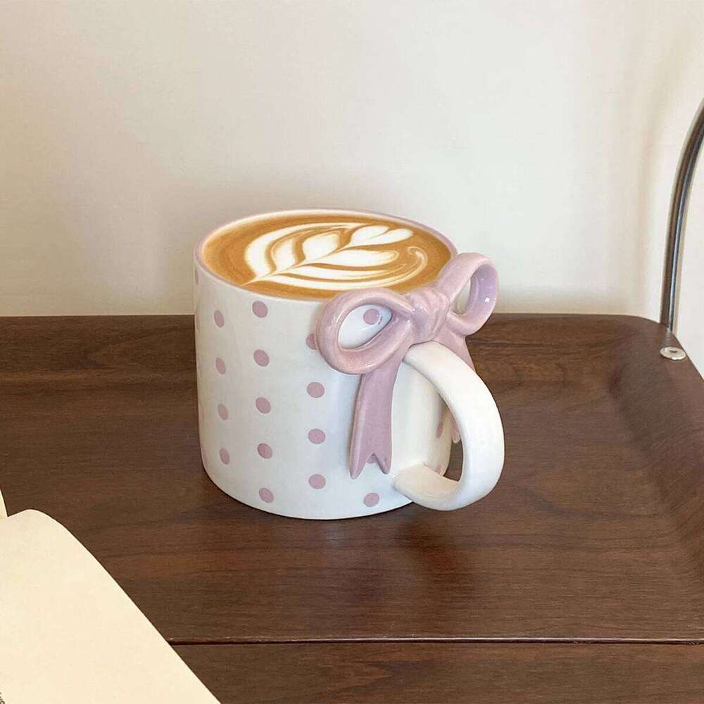 1Pc Heart Ceramic Mug, Creative Bow Handle Design Checkerboard Pattern Mug Suitable for Home Decoration, Daily Drinking Water, Breakfast Milk, Afterno