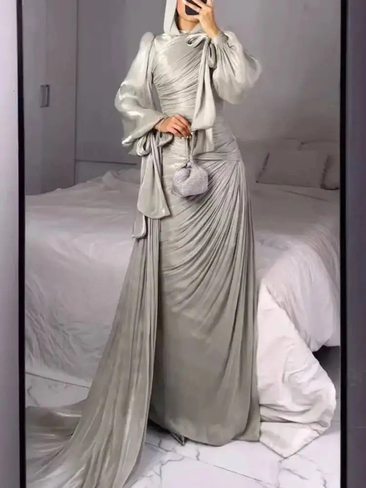 LGRQ 2026 Spring And Autumn Round Neck Pleated Fold Floor Length Party Dress Lantern Sleeves High Waist Vestido 260114