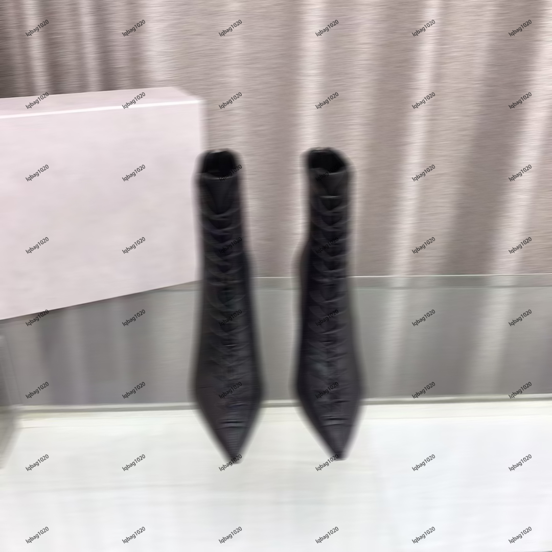 10A Top Quality Elegant, Versatile, Stylish, High-End Women's Boots