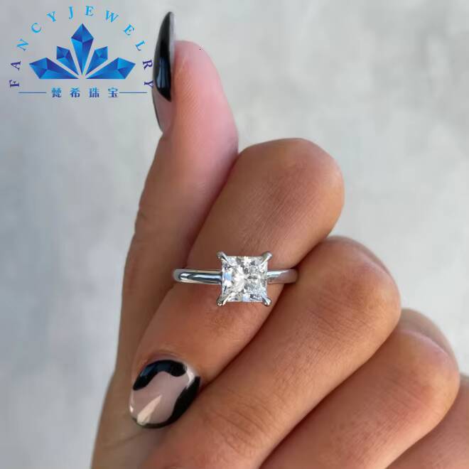 Custom 10K Fine Jewelry 14K 18K White Gold GRA VVS Diamond Wedding Engagement Ring 2CT Princess Cut Moissanite Ring for Women