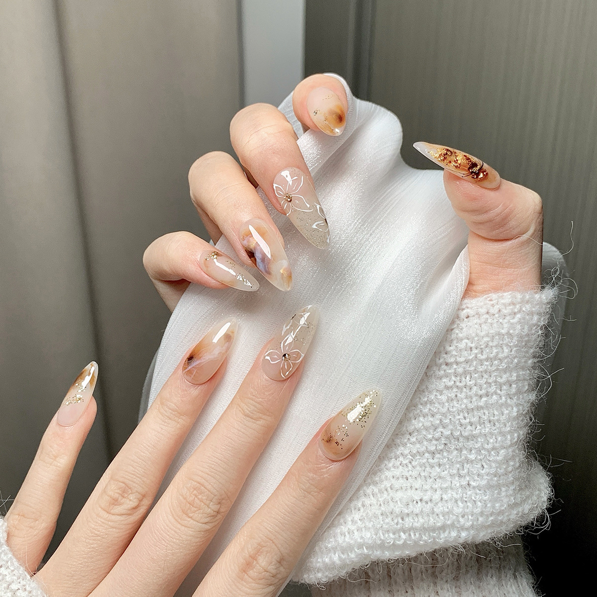 DIY Aesthetic Enhancement Exclusive Assortment of Melted Gradient Patterns Ideal For Seasonal Manicure