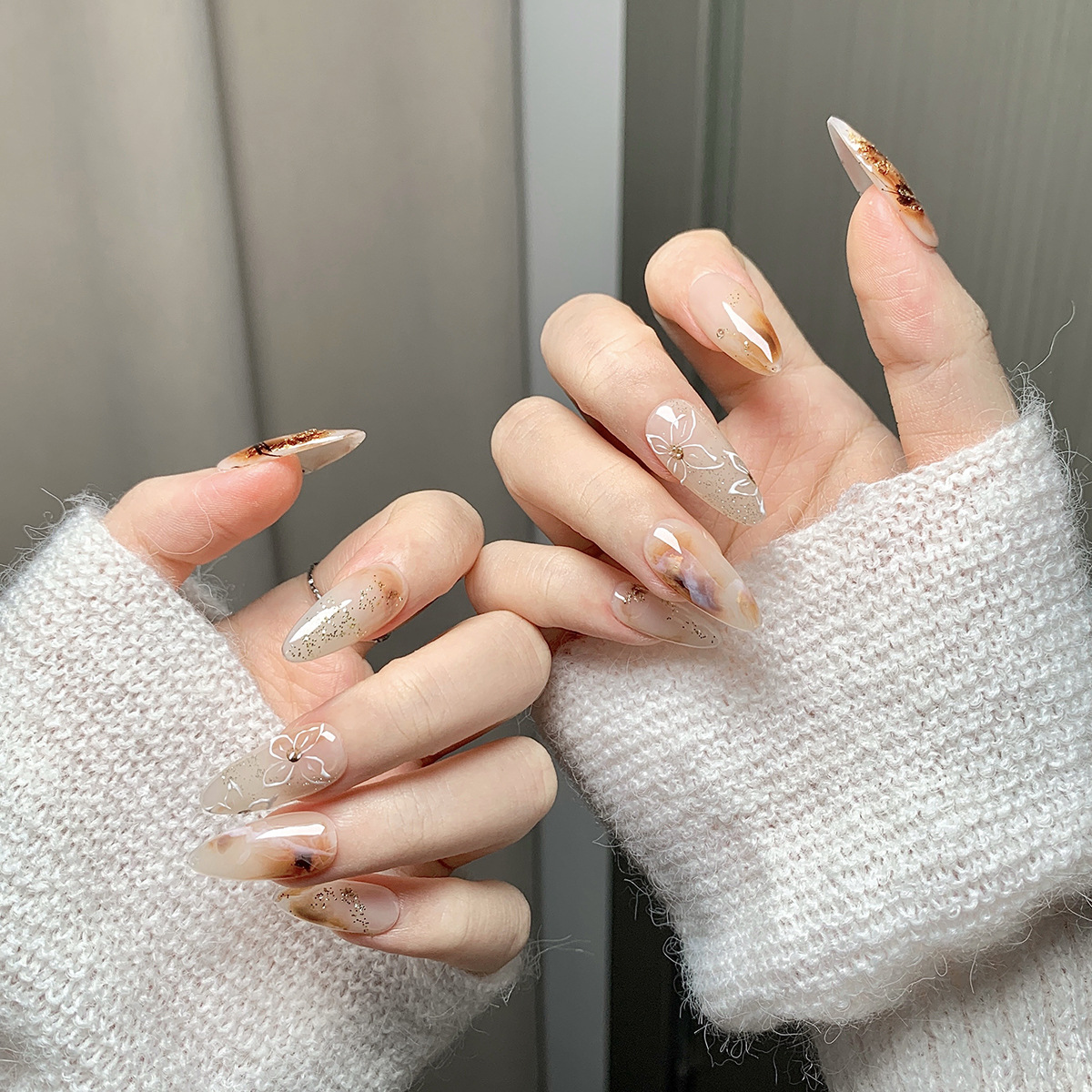 DIY Aesthetic Enhancement Exclusive Assortment of Melted Gradient Patterns Ideal For Seasonal Manicure