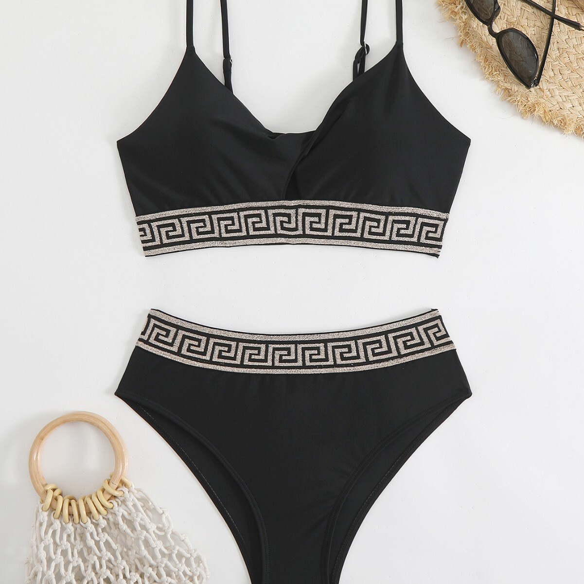 The 2026 New Shoulder Padded Bikini Designed By Luxury Brand Designers Is A Two-piece Swimsuit That Can Cover The Abdomen And Is Compatible With The E