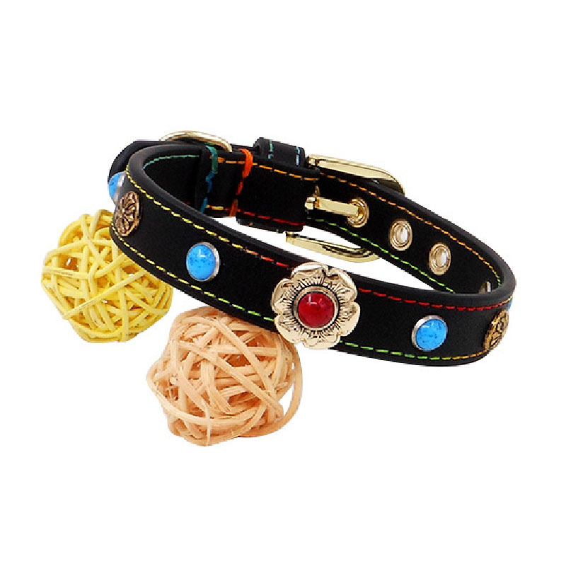 Genuine Leather Pet Collar with Flower Buckle & Loose Stone Rivets for Cats and Dogs - Top Layer Cowhide