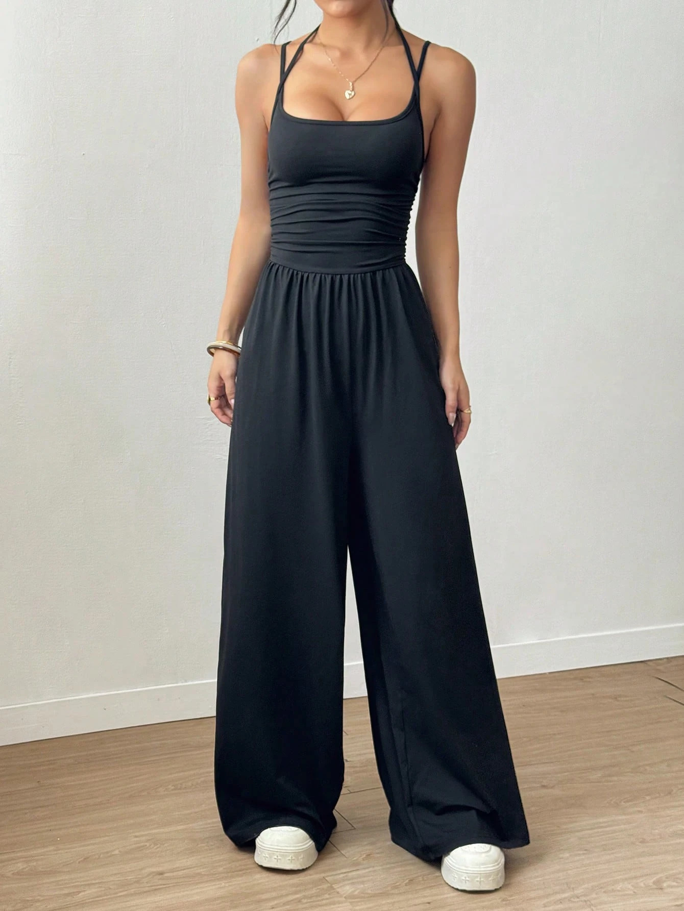 Womens Casual Solid Color Pleating Loose Straight Jumpsuit Aline Backless Halter Neck Slim Cami Streetwear 2025 260114