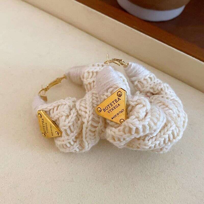 White Yarn Woven 2026 New Hot Style Light Luxury High-End Feel Hoop Unique Exaggerated Autumn Winter Earrings For Women