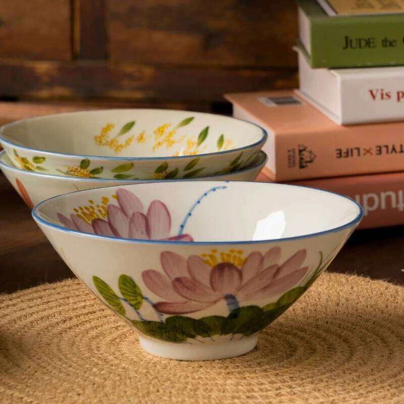 Kitchen Tableware Ceramic Rice Bowl with Bamboo Hat Design Underglaze Colouring Suitable for Home Dining and Outdoor Picnics