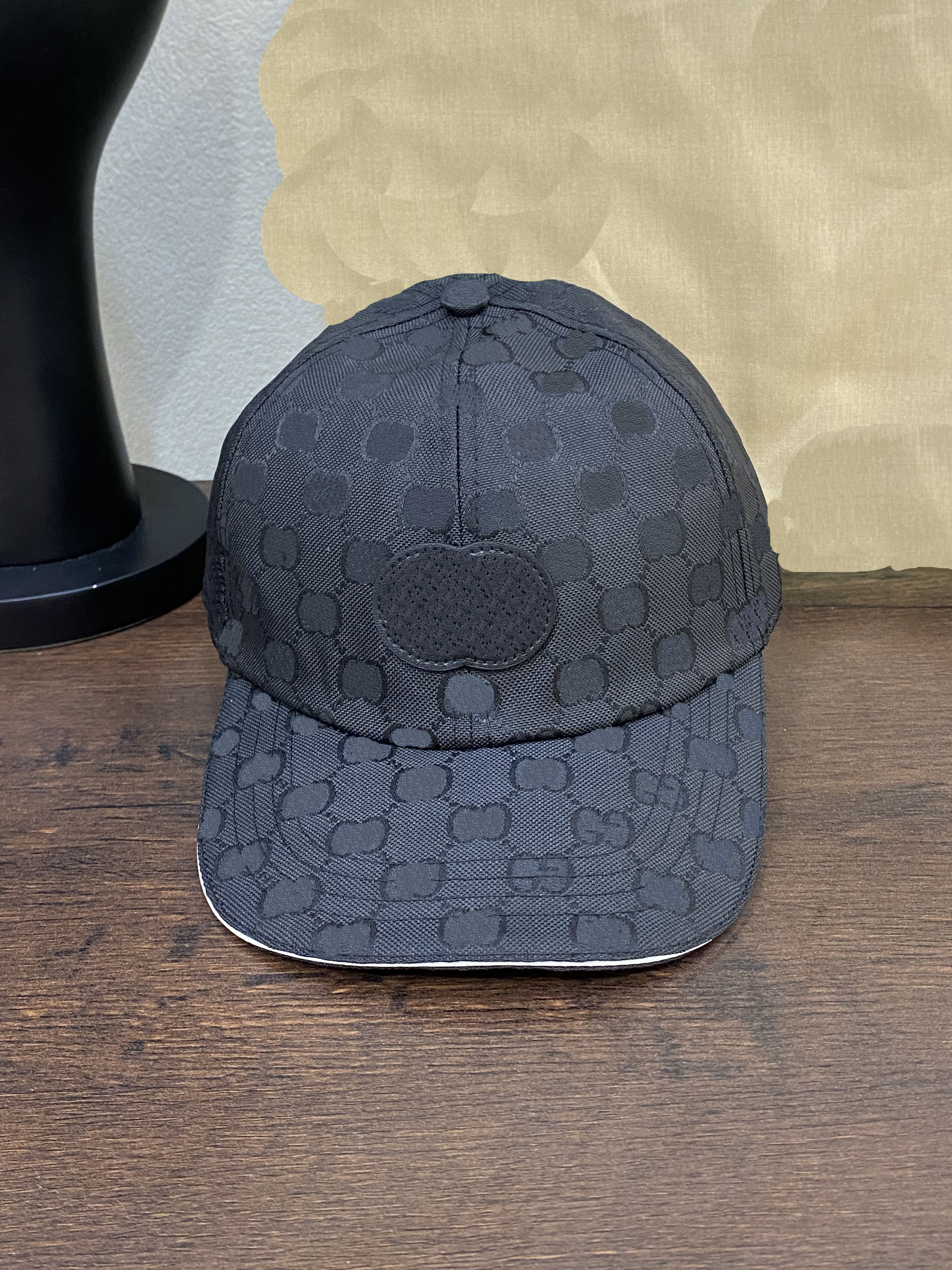 2025 New brand men's ball hat Designer hat Trucker hat High quality four seasons casual baseball sun hat Fashion women's baseball cap Street hip hop baseball cap 88891