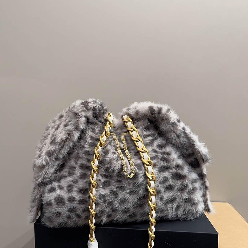 Women Two-Tone Fluffy Hobo Bucket Bag String Design Leisure Tote with Side Flap Pockets Gold Buckle Matelasse Chain High-Capacity Shoulder Underarm Handbag 28cm