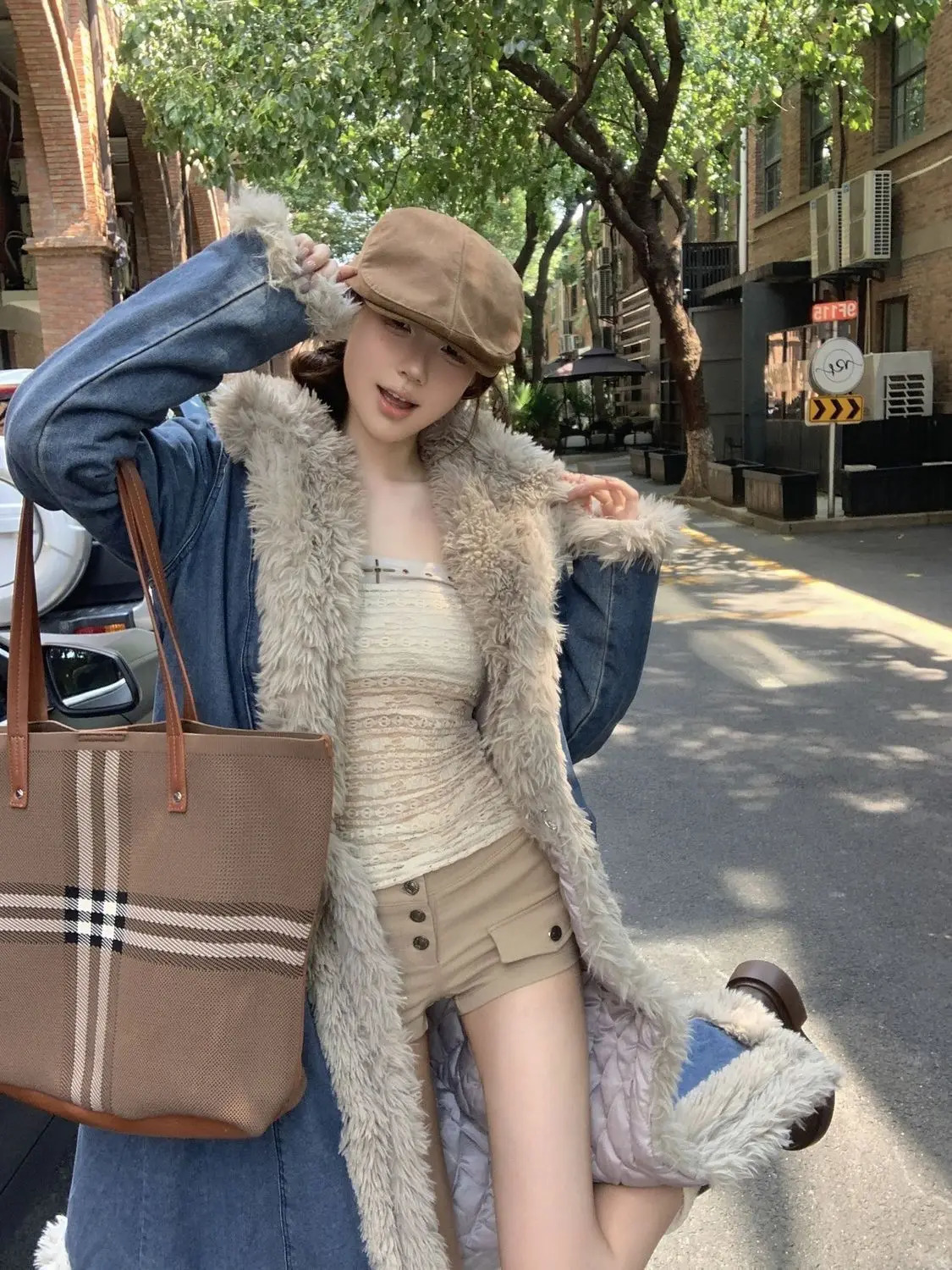 Women Faux Fur Edge Denim Jacket Winter Cotton Liner Jeans Trench Coat Cashmere Turn Down Collar Cowboy Windbreaker Cardigan 260114