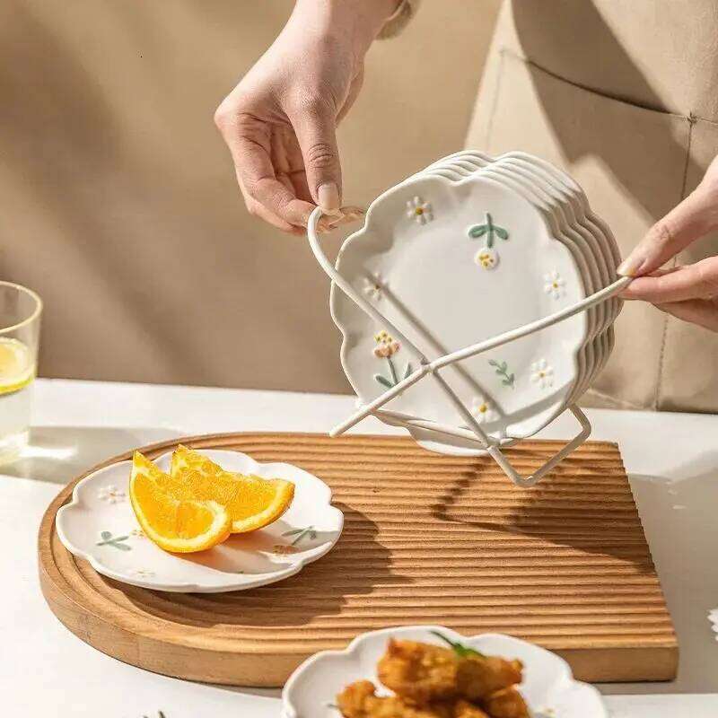 6Inch Flower Ceramic Dinner Kitchen Relief Frosted Plate For Pasta, Bread, Dessert Restaurant Tableware Dish