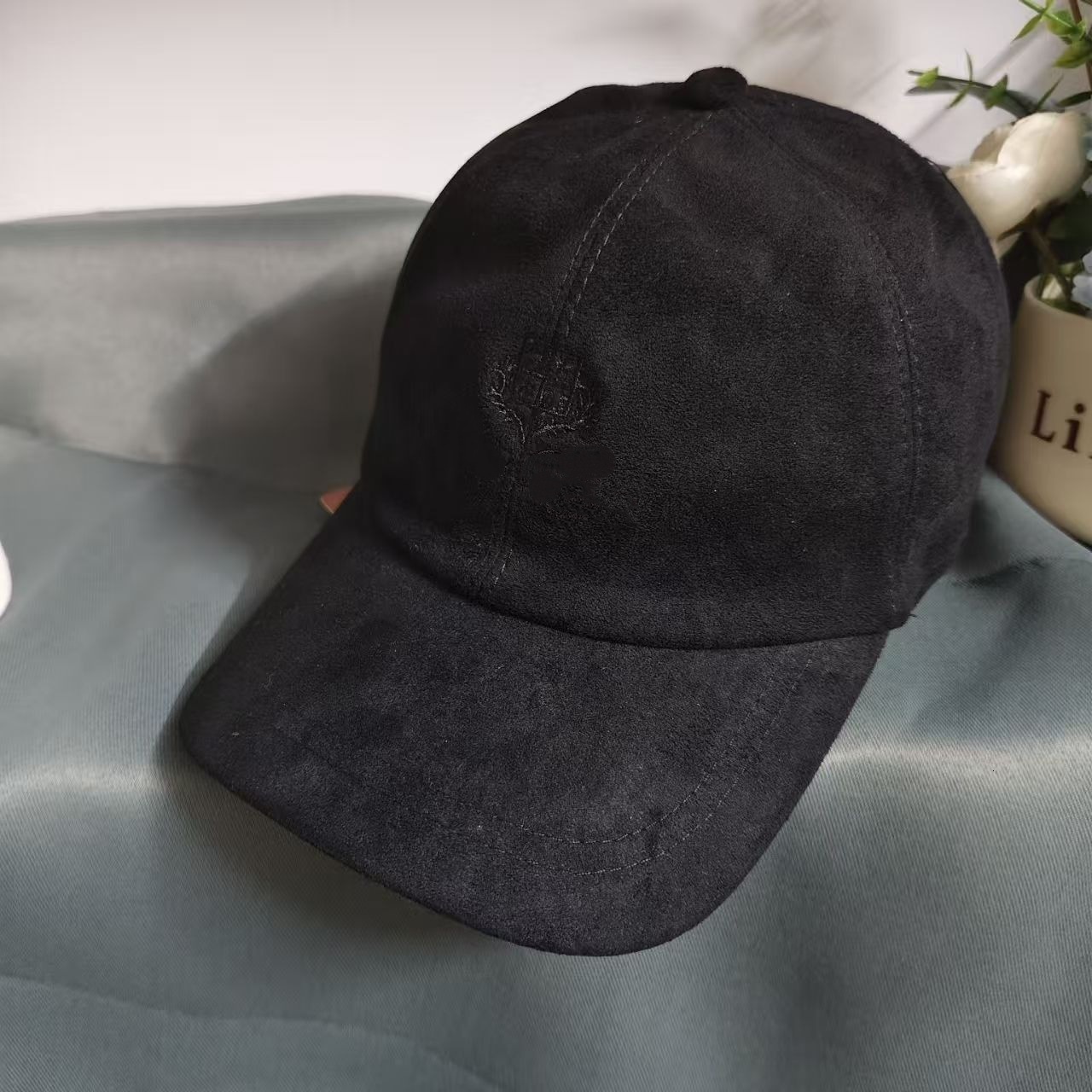 Suede Soft Top Adjustable Baseball Cap for Women 25 Autumn Winter Cute Duckbill Cap Face Slimming Personality Hat 251103