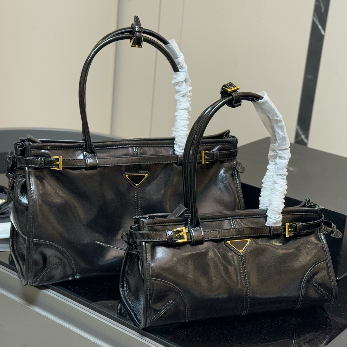 Designer bags large capacity suede tote bag Luxury leather bonnie soft lux Shoulder bag Womens mens Re Edition 2000 2005 Recycled Nylon Handbag fashion Evening Bags