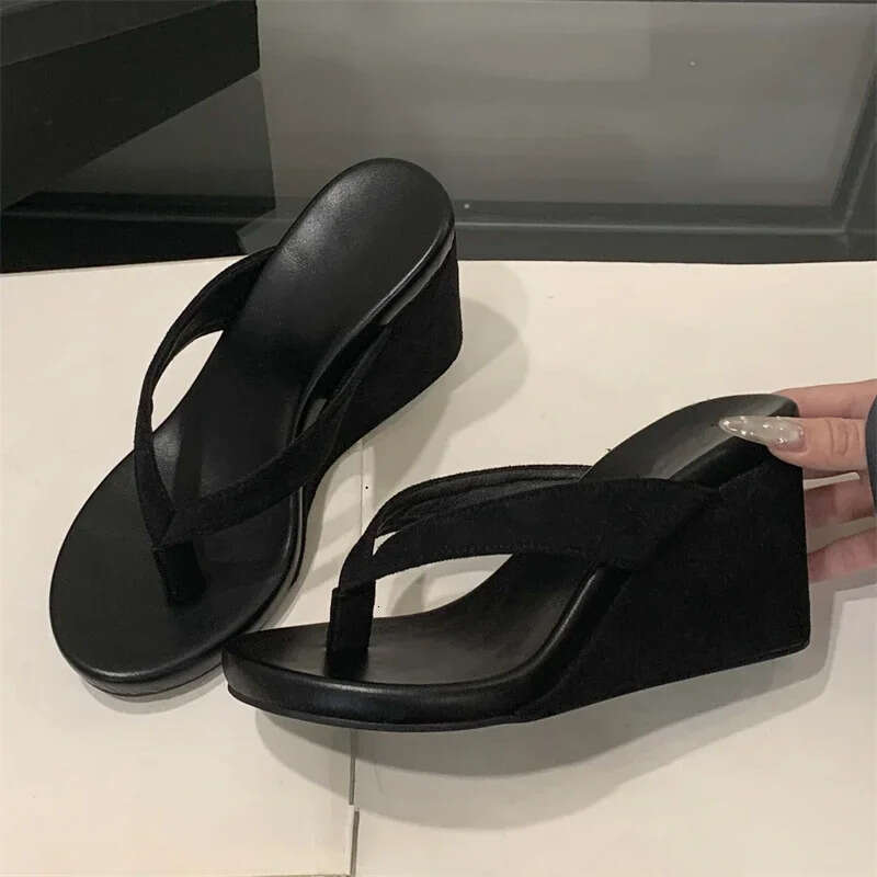 Women S Summer Slippers With Leopard Print Featuring Clip Toe Design And Thick Platform Heels Women Shoes