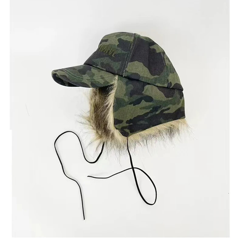 2025 Winter Fur Fleece Ear Cover bomber hat Y2K Leopard Print Baseball Cap Womens Thick Cotton Inner-Lined Lei Feng Hat 260113