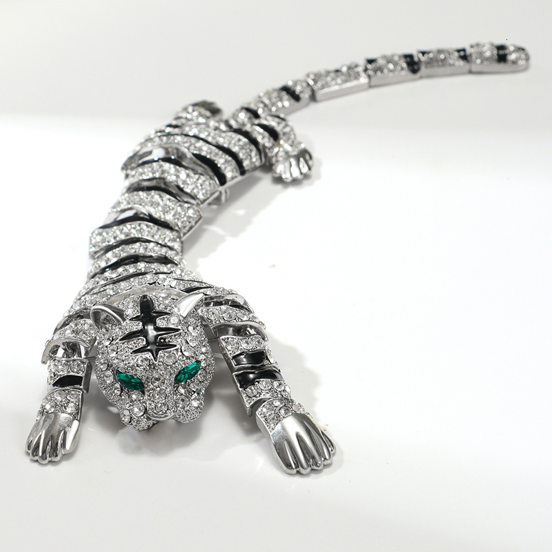Animal Brooch Womens Simple Fashion Accessories Clothes Scarf Decorative Accessories 251111