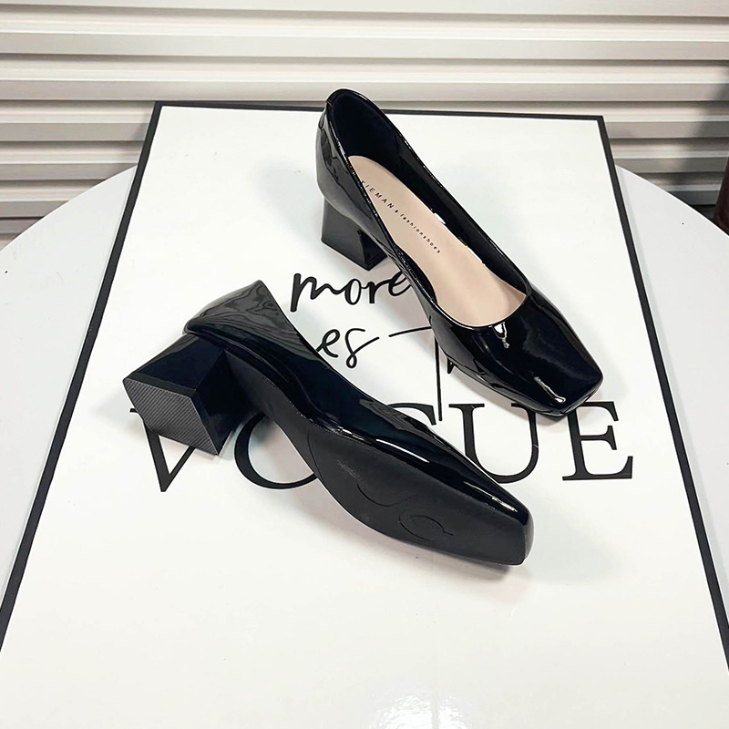 Women 4cm High Heels Pumps Lady Block Low Heel Shallow Square Toe Glossy Patent Leather Blue Green Nude Classic Office Shoes 240701