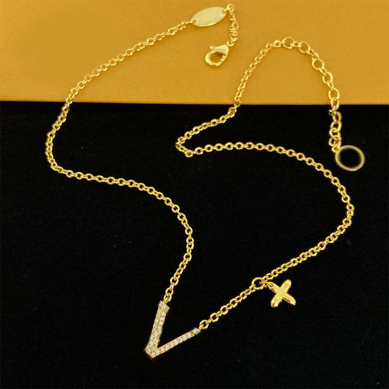Fashion Necklace Gold Plated Crystal Pendant Designer Letter Women Copper Necklaces Choker Wedding Gifts Jewelry