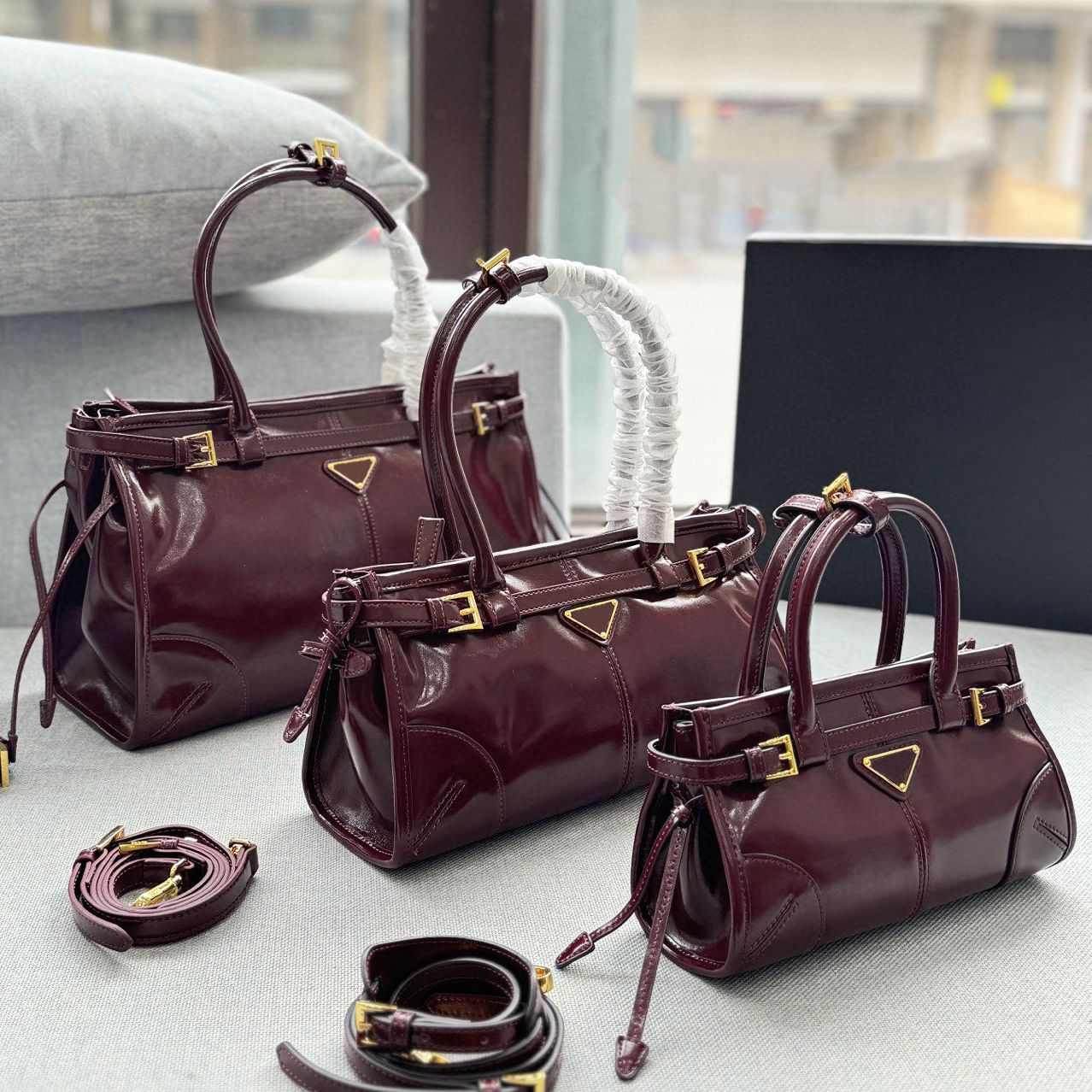 Designer bags large capacity suede tote bag Luxury leather bonnie soft lux Shoulder bag Womens mens Re Edition 2000 2005 Recycled Nylon Handbag fashion Evening Bags