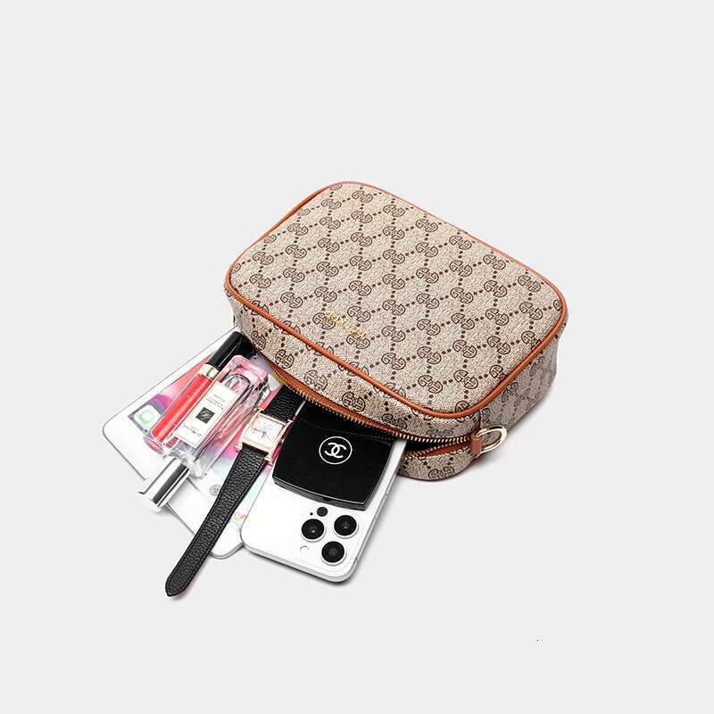 2026 GGCKGG Women Vintage grid Rabbit horse Pattern Crossbody Bag Lightweight Mini Shoulder Bag Adjustable Strap Daily Commute Shopping Travel 8045 dh