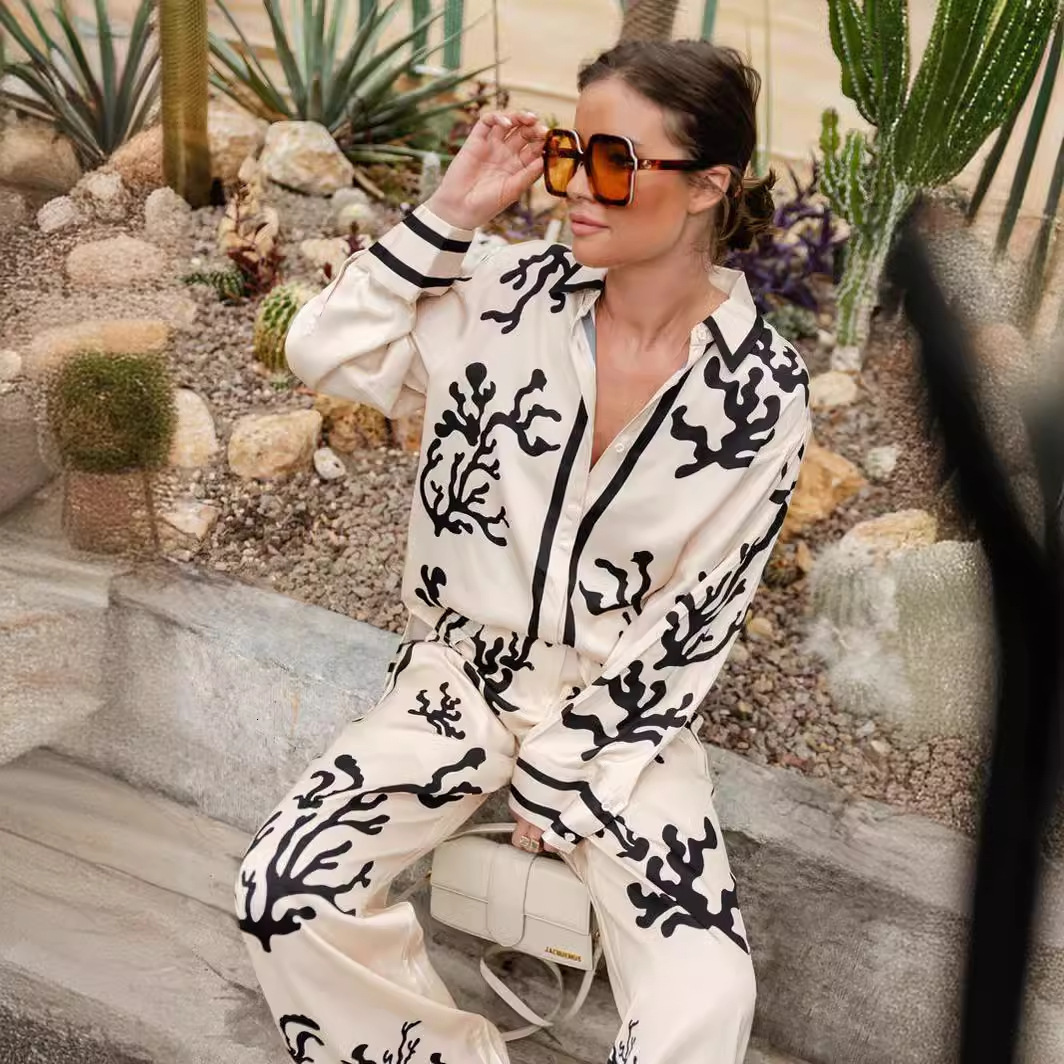 Printed Color Matching Satin Vacation Loose Casual Two Piece Set for Women240730