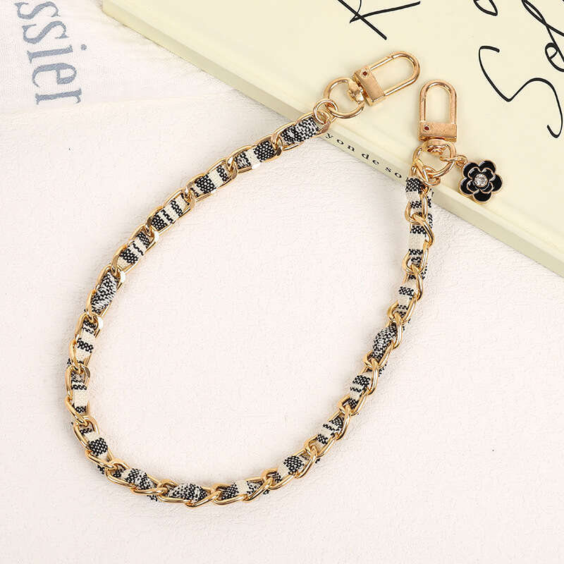 Bohemian Woven Metal Chain Strap - Multi-Use Wristlet for Phones, Handbags & Anti-Drop Pendant Shockproof phone case