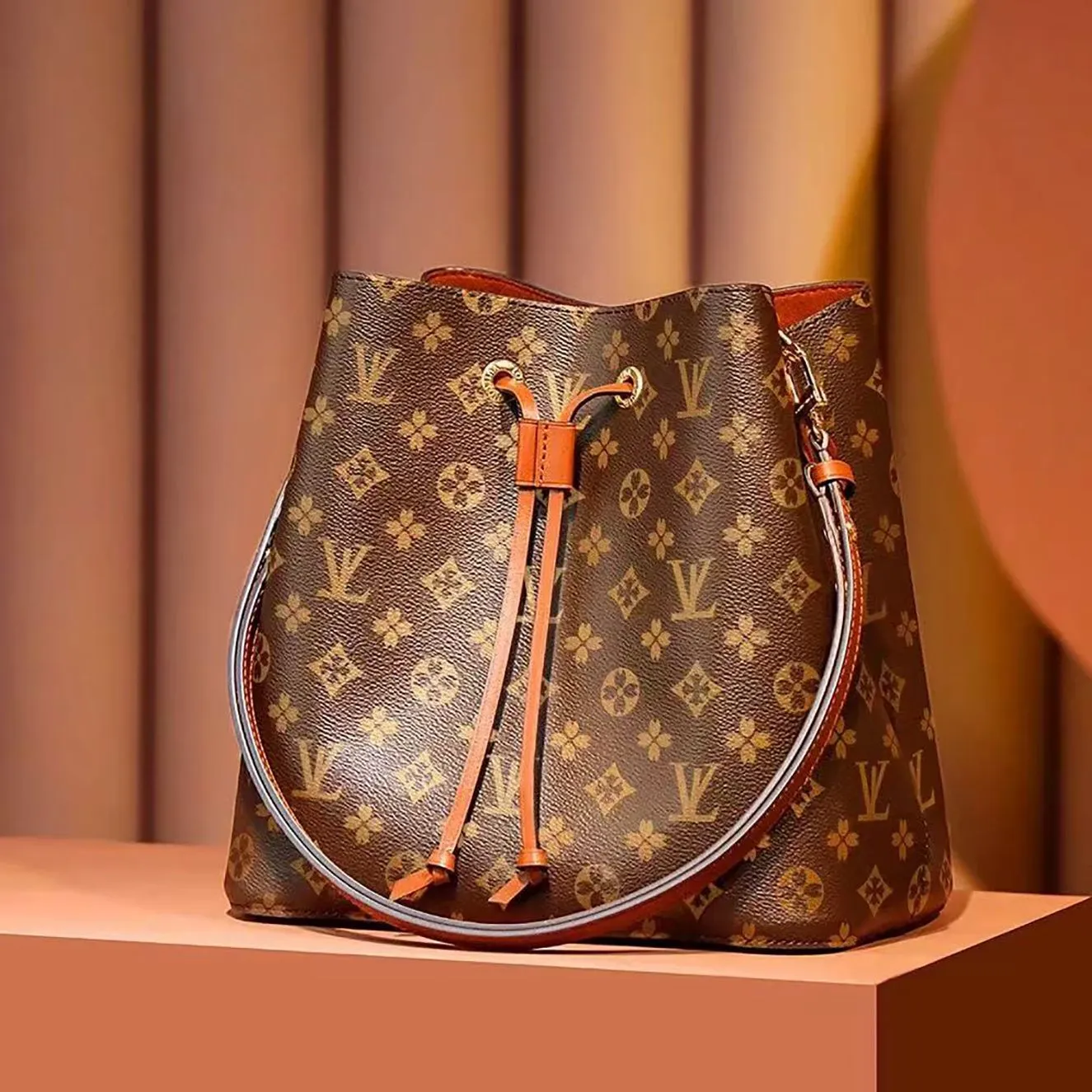 2026 Designer Women's Hot Selg New Bucket Bag High-End Fashion Emed Handbag Large Capacity Mother And Baby Shoulder Bag