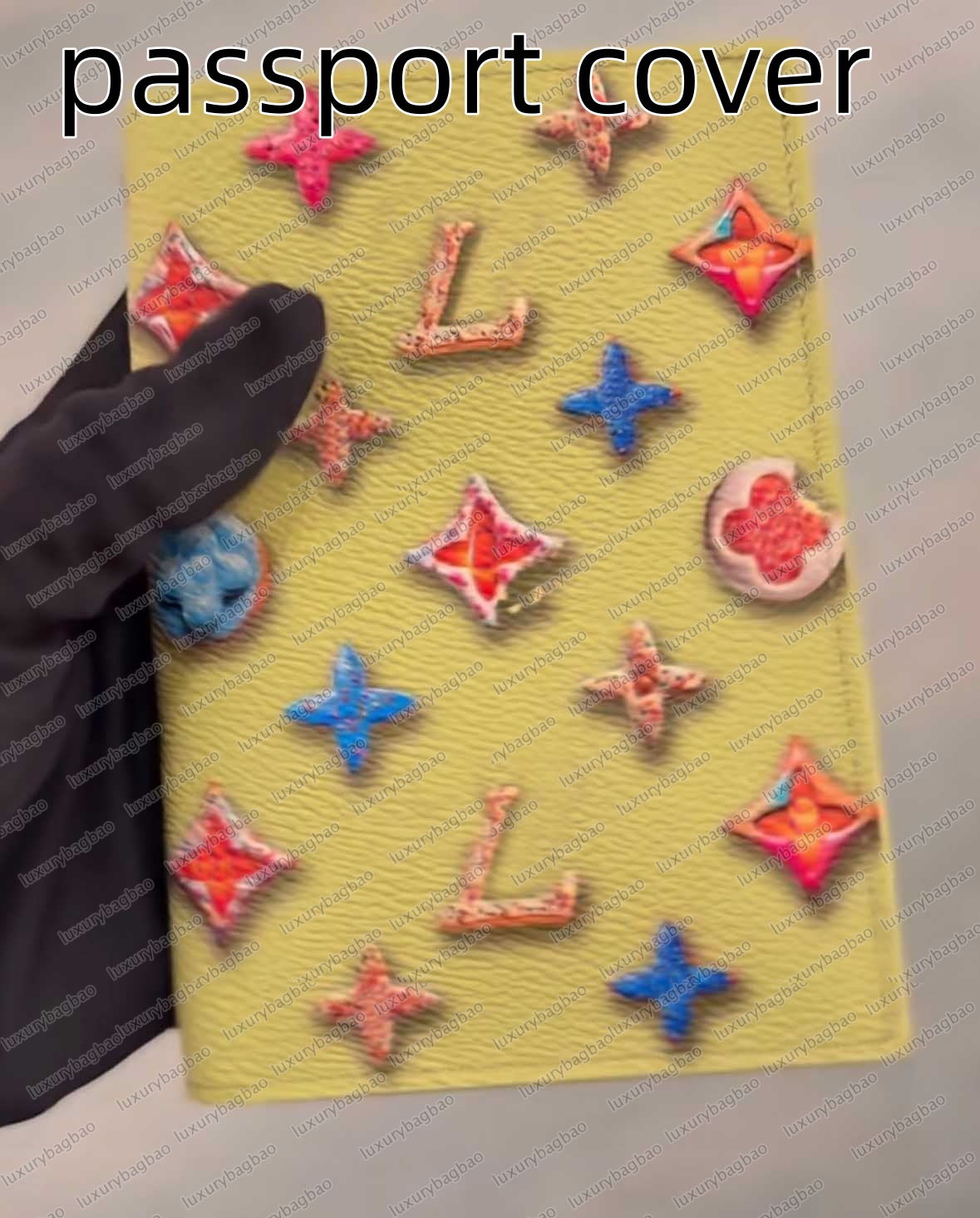 Passport cover luxury Donut designer for men women high quality fashion Classic passport holder card package Business checkbook ID leather Credit card holder bag