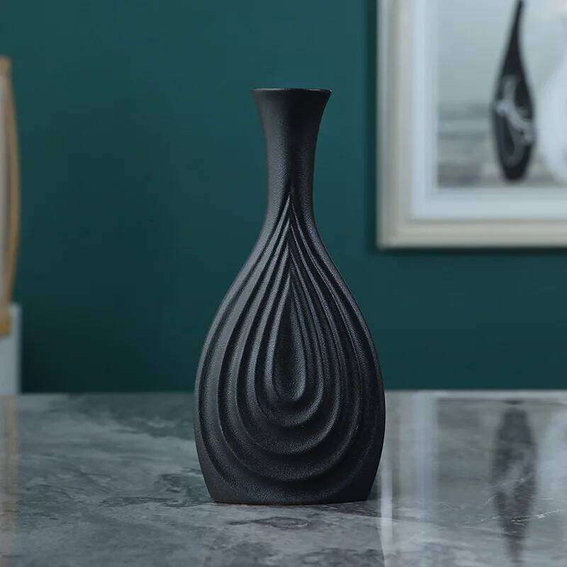 Creative Black Ceramic Vase Simple Nordic Flower Pot Art Home Decoration Accessories Office Living Room Interior Decor C260116