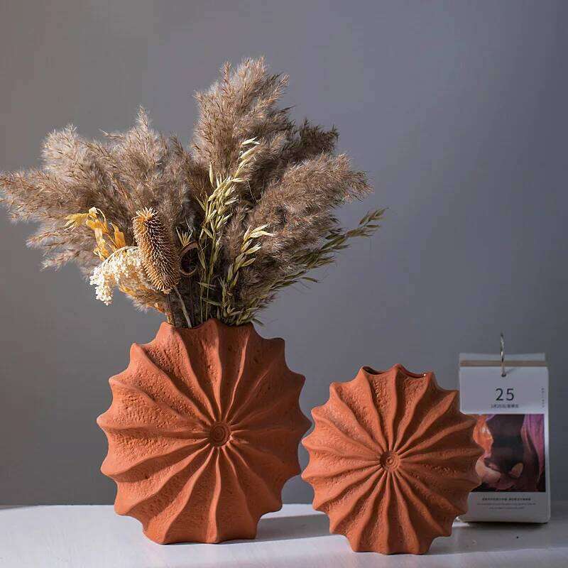 Red Ceramic Vases With A Sense of Luxury And High Aesthetic Value. Creative Nordic High-end Decoration C260116