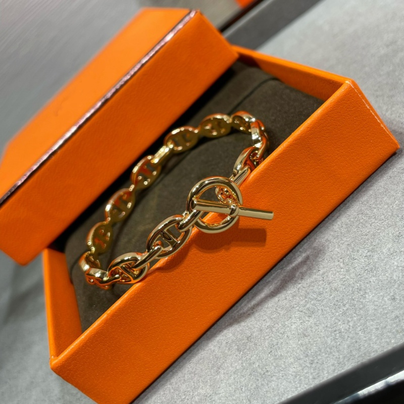 Top Bracelets Women… - image